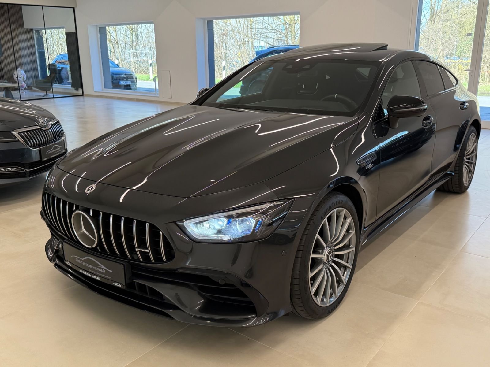 Mercedes-Benz AMG GT bei Autozentrum Herford in Herford