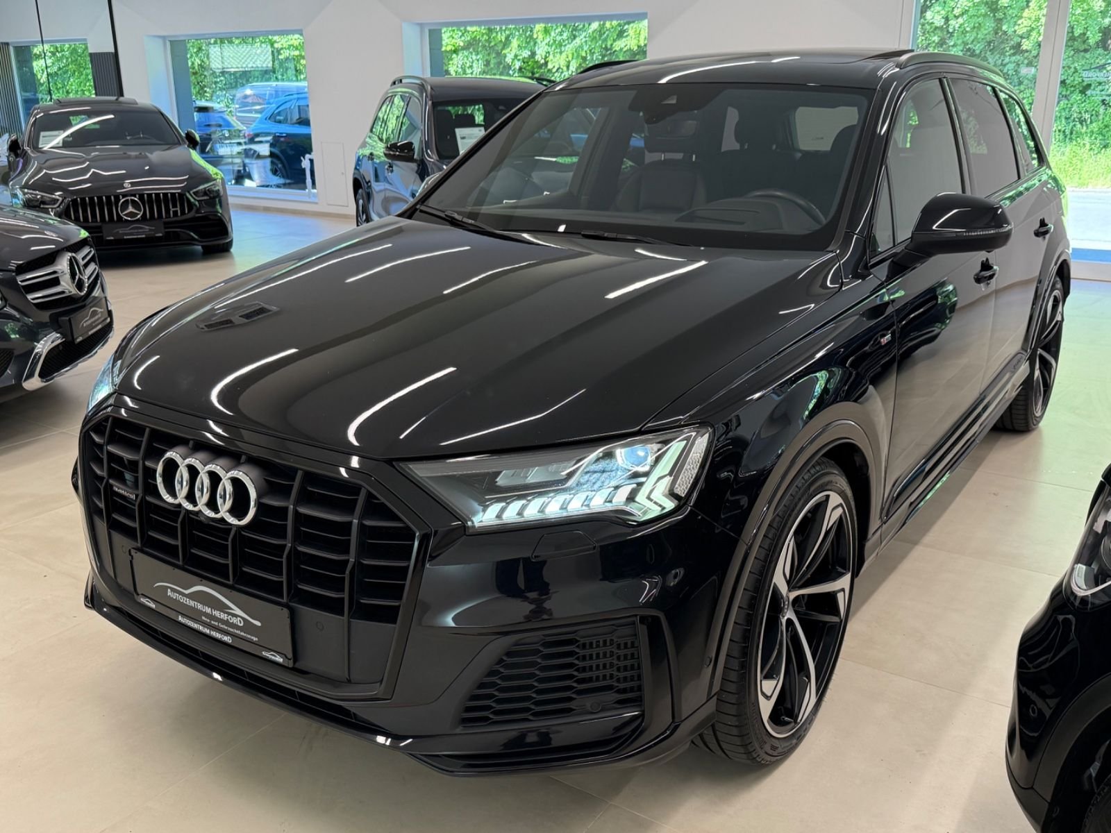 Audi Q7 bei Autozentrum Herford in Herford